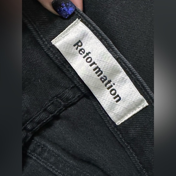 Reformation Lisa High Straight Jean - Picture 6 of 7